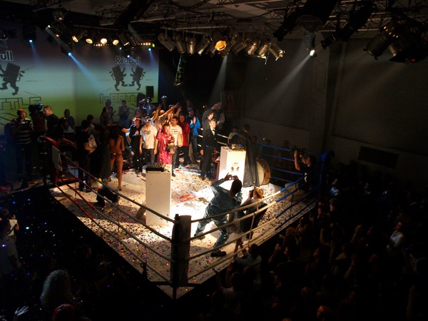 Tata bojs zvítězili v Red Bull i-Battle